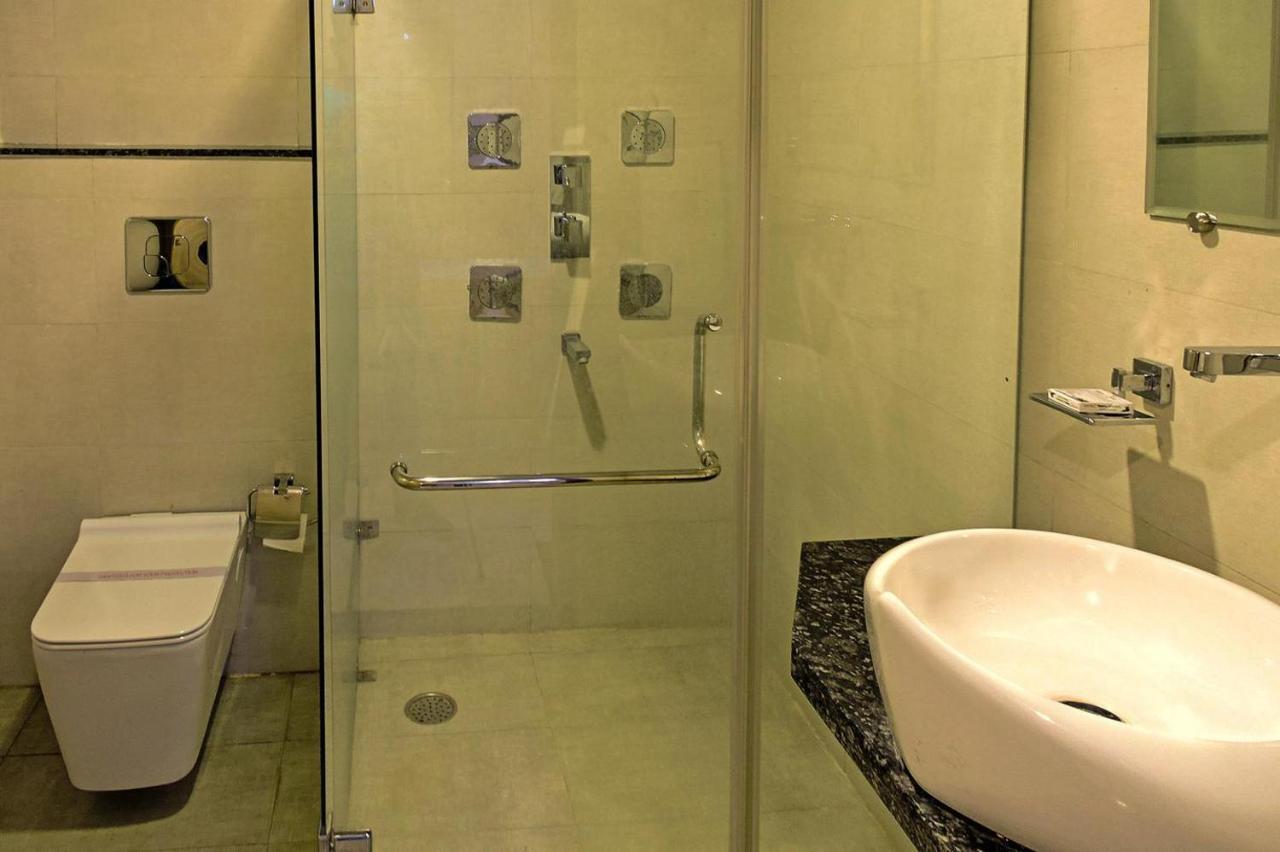Hotel Signetic Blue Bhopal Luaran gambar