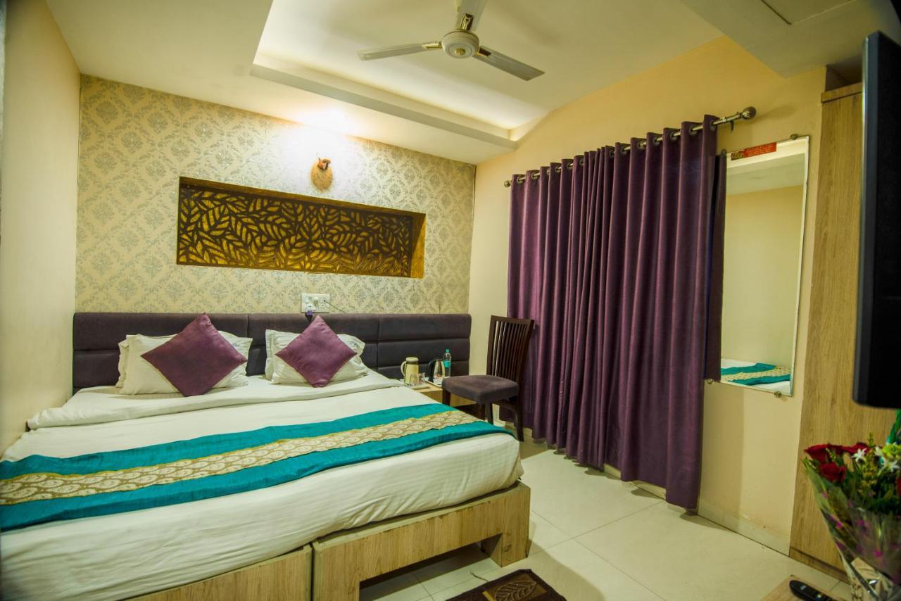 Hotel Signetic Blue Bhopal Luaran gambar