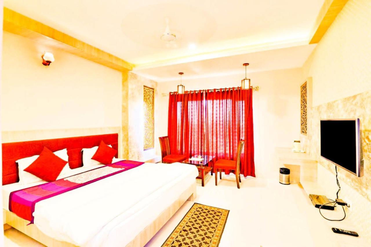 Hotel Signetic Blue Bhopal Luaran gambar